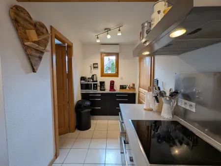 Chalet chaleureux à Gérardmer avec spa et sauna - Photo 11