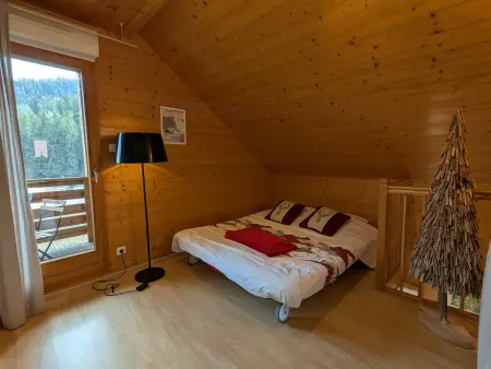 Chalet chaleureux à Gérardmer avec spa et sauna - Photo 17