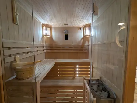 Chalet chaleureux à Gérardmer avec spa et sauna - Photo 32