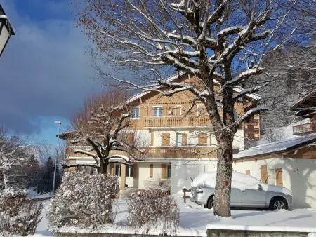 Appartement rénové 2 chambres, centre station, 300m des pistes, 6 pers, WiFi - Photo 3