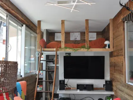 Appartement rénové 2 chambres, centre station, 300m des pistes, 6 pers, WiFi - Photo 4