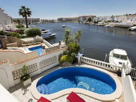 Maison 3 chambres avec piscine et animaux admis, Maison 5 personnes à Empuriabrava - Photo 1