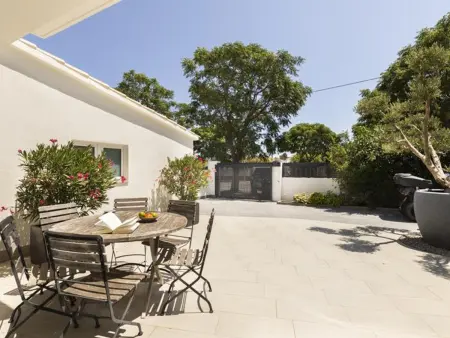 Villa Moderne au Canal avec 4 Chambres, Piscine Chauffée et Amarrage - Photo 5