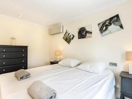 Villa Moderne au Canal avec 4 Chambres, Piscine Chauffée et Amarrage - Photo 20