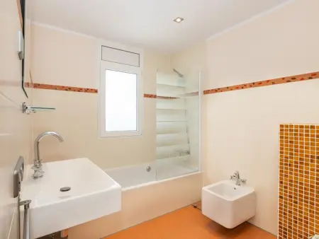 Villa Moderne au Canal avec 4 Chambres, Piscine Chauffée et Amarrage - Photo 21