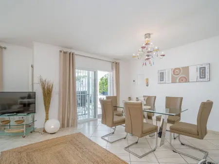 Maison de plain-pied avec 3 chambres, piscine privée et climatisation à Castelló d’Empúries - Photo 24