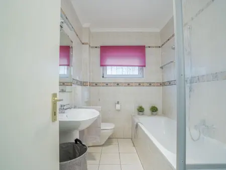 Maison de plain-pied avec 3 chambres, piscine privée et climatisation à Castelló d’Empúries - Photo 34
