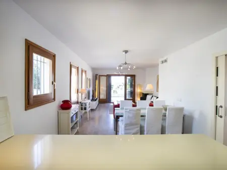 Villa moderne au canal avec piscine, amarre et climatisation pour 8 personnes - Photo 14