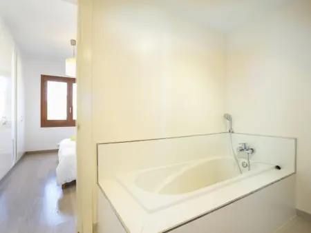 Villa moderne au canal avec piscine, amarre et climatisation pour 8 personnes - Photo 23