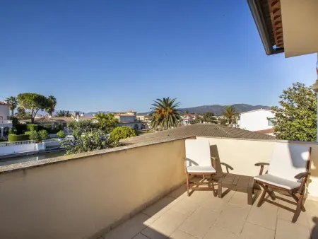 Villa moderne au canal avec piscine, amarre et climatisation pour 8 personnes - Photo 35