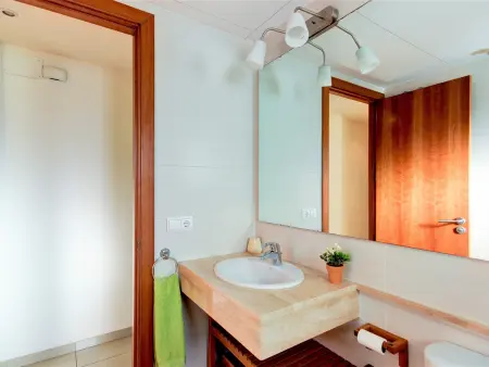 Appartement moderne à Roses avec terrasse et piscine - Photo 16