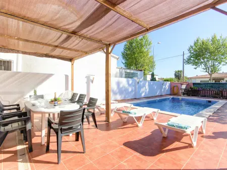 Villa familiale Empuriabrava - 4 chambres, 8 pers., piscine privée - Photo 2