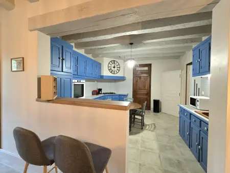 Maison familiale rénovée avec grand jardin et animaux acceptés - Photo 4