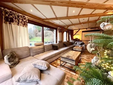 Léoras Cocoon, Beau chalet rénové avec poêle, billard & sauna - Photo 3