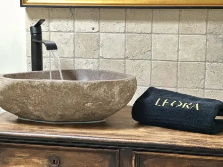 Léoras Cocoon, Beau chalet rénové avec poêle, billard & sauna - Photo 23