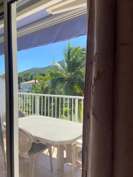 Appartement avec vue sur jardin à Les Trois-Îlets - Photo 16