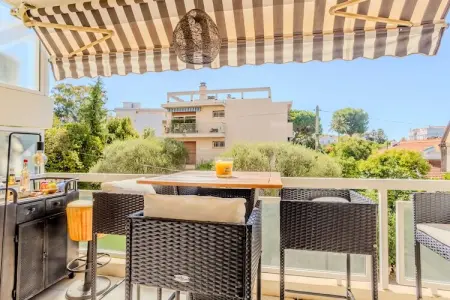MB-2-PINS-M, Appartement lumineux et climatisé avec vue sur mer - Antibes - Photo 87