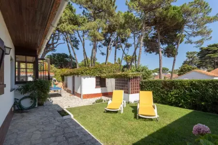 Charming  House and Terrace By Gt House, Retraite privée à Sintra avec bar et jardin - Photo 29