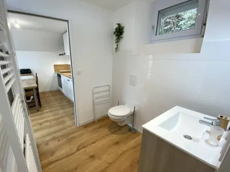 Maison à louer avec balcon et WIFI près de la plage à Perros-Guirec - Photo 9