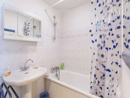 T2 confortable, 5 pers, parking, proche centre, Appartement 4 personnes à Esquièze Sère - Photo 5
