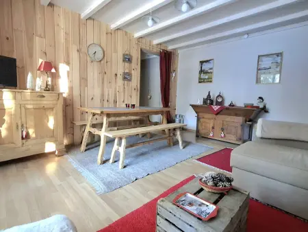 Charmant 2 Pièces Lumineux avec Balcon en Montagne - Photo 1
