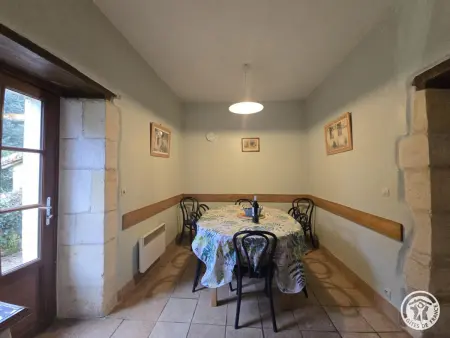 Gîte en pierre avec jardin et équipements modernes - Photo 2