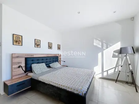 Villa contemporaine avec piscine à débordement privative - Photo 8