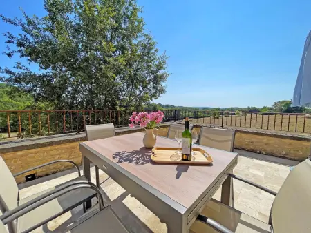 Maison en pierre avec terrasse paisible et piscine chauffée - Photo 2