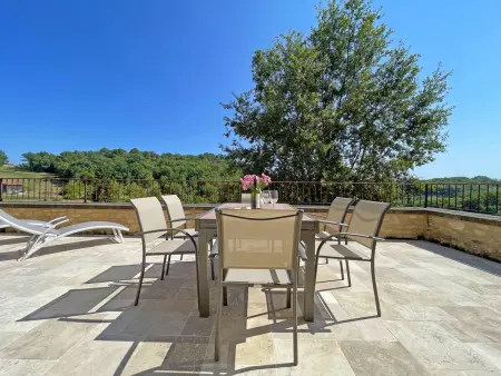 Maison en pierre avec terrasse paisible et piscine chauffée - Photo 3