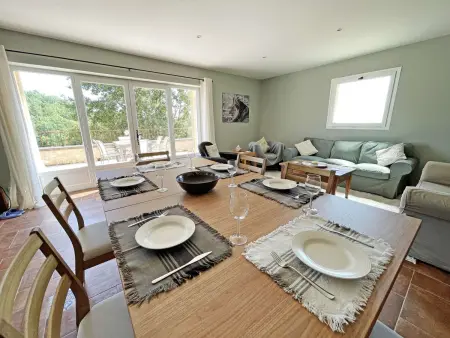 Maison en pierre avec terrasse paisible et piscine chauffée - Photo 8