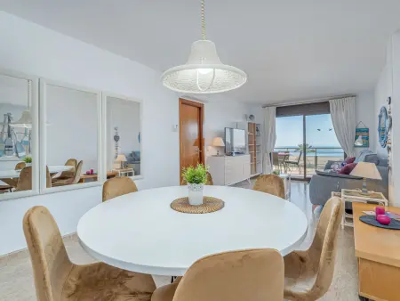 Appartement bord de mer à Empuriabrava, 6 pers., piscine commune, parking - Photo 2