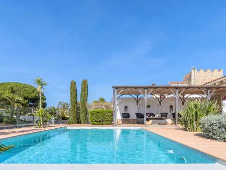 Villa familiale à Empuriabrava avec piscine privée - Photo 1