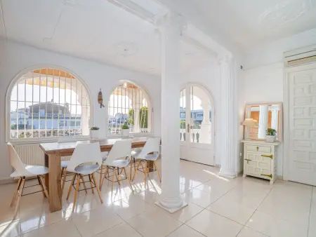 Villa familiale à Empuriabrava avec piscine privée - Photo 28