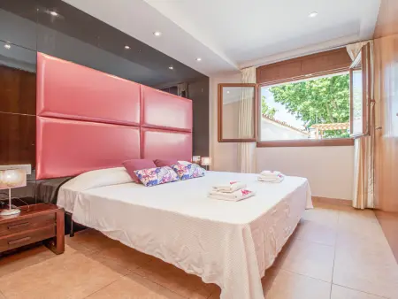 Villa moderne à Empuriabrava avec piscine privée, jardin, barbecue et climatisation, idéale pour familles - Photo 16