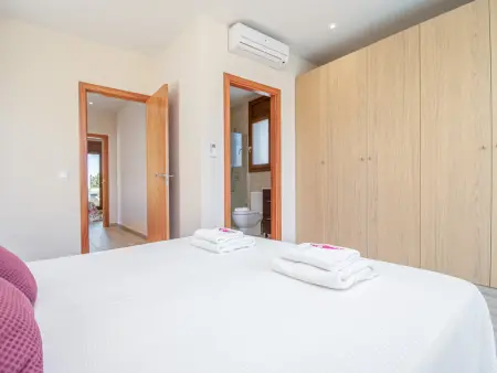 Villa moderne à Empuriabrava avec piscine privée, jardin, barbecue et climatisation, idéale pour familles - Photo 20