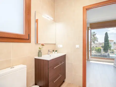 Villa moderne à Empuriabrava avec piscine privée, jardin, barbecue et climatisation, idéale pour familles - Photo 23