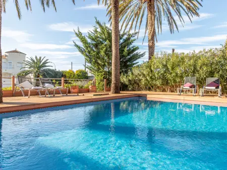 Superbe villa à Empuriabrava, 4 chambres, piscine privée, proche plage, pour 8 pers. - Photo 1