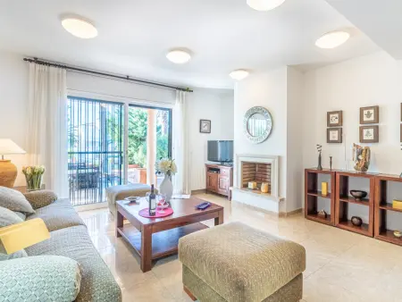 Superbe villa à Empuriabrava, 4 chambres, piscine privée, proche plage, pour 8 pers. - Photo 9