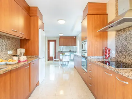 Superbe villa à Empuriabrava, 4 chambres, piscine privée, proche plage, pour 8 pers. - Photo 14