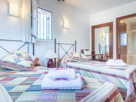 Superbe villa à Empuriabrava, 4 chambres, piscine privée, proche plage, pour 8 pers. - Photo 22