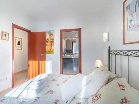 Superbe villa à Empuriabrava, 4 chambres, piscine privée, proche plage, pour 8 pers. - Photo 28