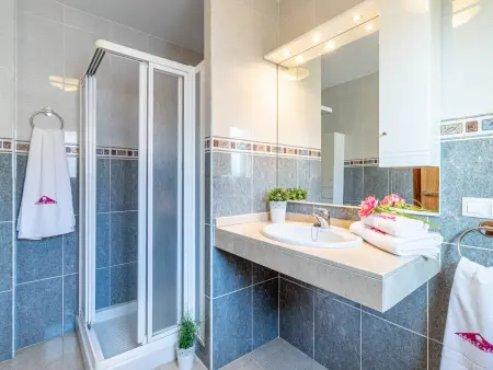 Superbe villa à Empuriabrava, 4 chambres, piscine privée, proche plage, pour 8 pers. - Photo 29
