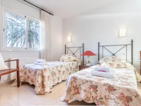 Superbe villa à Empuriabrava, 4 chambres, piscine privée, proche plage, pour 8 pers. - Photo 30