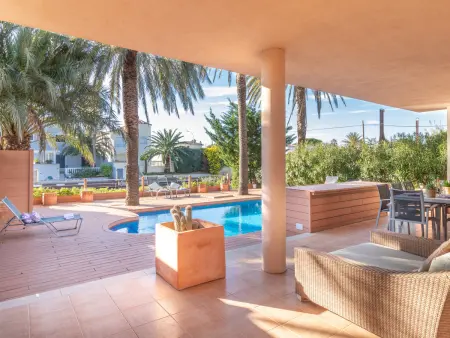 Superbe villa à Empuriabrava, 4 chambres, piscine privée, proche plage, pour 8 pers. - Photo 35