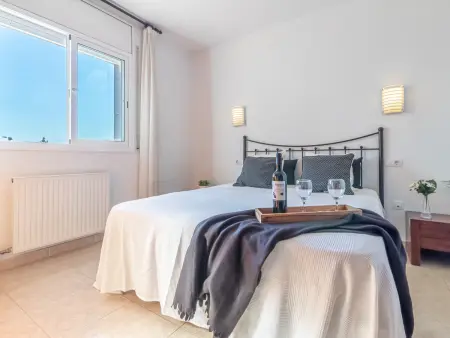 Grande villa à Empuriabrava avec piscine privée, 5 chambres pour 9 - Photo 4