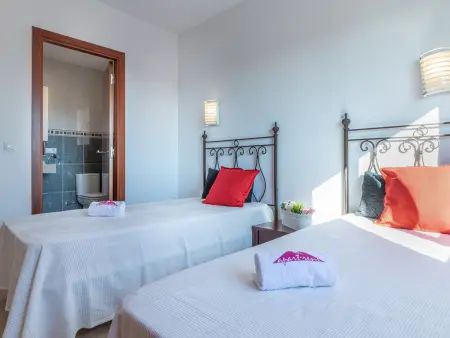 Grande villa à Empuriabrava avec piscine privée, 5 chambres pour 9 - Photo 19
