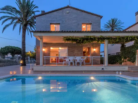 Grande villa à Empuriabrava avec piscine privée, 5 chambres pour 9 - Photo 34