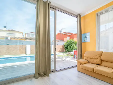 Villa à Empuriabrava pour 8 pers, piscine privée, proche plage et commodités - Photo 5