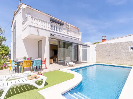 Villa à Empuriabrava pour 8 pers, piscine privée, proche plage et commodités - Photo 6