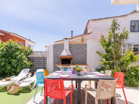 Villa à Empuriabrava pour 8 pers, piscine privée, proche plage et commodités - Photo 9